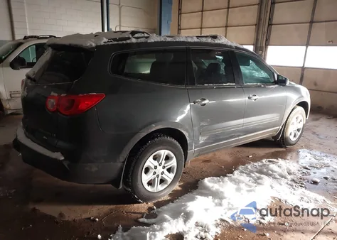 2011 Chevrolet Traverse Ls z USA, uszkodzony, nr VIN 1GNKRFED9BJ381977